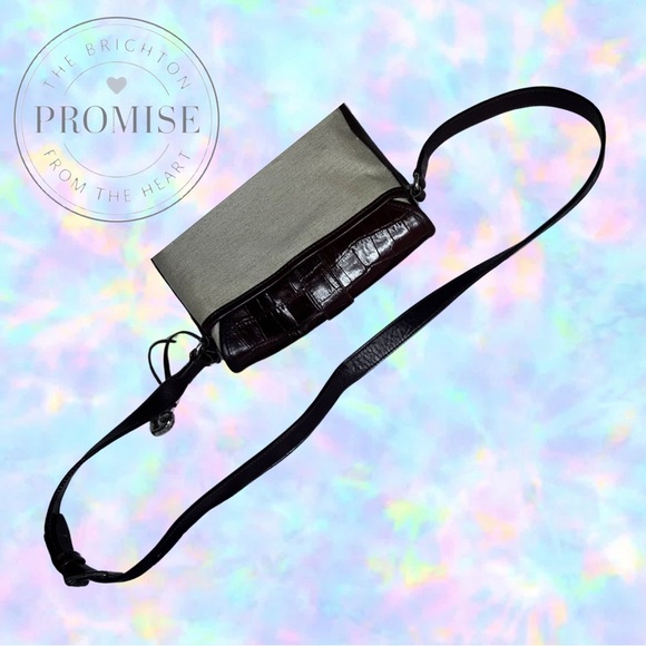 Vintage Brighton Brown & Beige
Crossbody Croc Leather Handbag - Picture 9 of 10